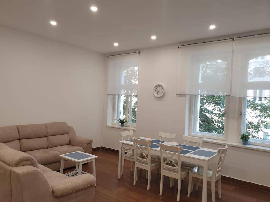 Apartament Prague Downtown Vinohrady - Next To Havlicek Park Zewnętrze zdjęcie